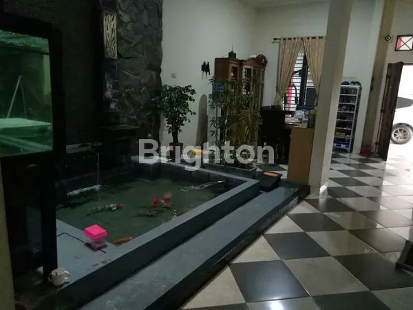 image RUMAH MEWAH CANTIK,LUAS DAN STRATEGIS HARGA BAIK,DI PONDOK RANJI CIPUTAT. (6)