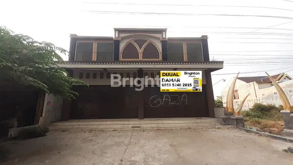 PILANGSARI RUMAH PLUS TEMPAT USAHA DEKAT TENGAH KOTA SRAGEN 2,5M SAJA