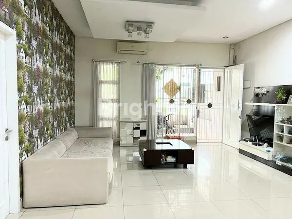 RUMAH GREEN MANSION JAKARTA BARAT MINIMALIS