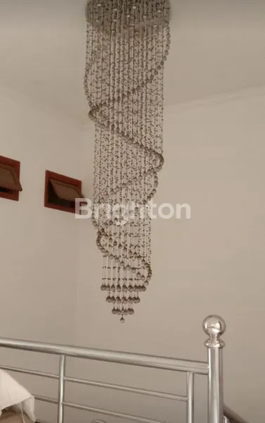 image RUMAH BAGUS BESAR DUA LANTAI SIAP HUNI DI CAWANG JAKARTA TIMUR (2)