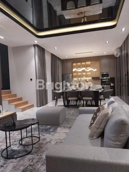 image RUMAH MEWAH 3 LANTAI VASTU JAKARTA GARDEN CITY CAKUNG JAKARTA TIMUR (8)