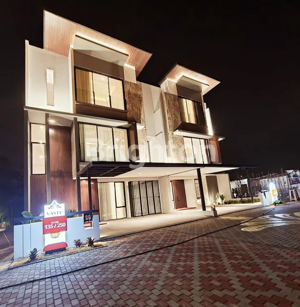 image RUMAH MEWAH 3 LANTAI VASTU JAKARTA GARDEN CITY CAKUNG JAKARTA TIMUR (3)