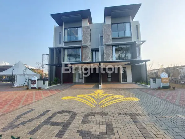 image RUMAH MEWAH 3 LANTAI VASTU JAKARTA GARDEN CITY CAKUNG JAKARTA TIMUR (4)