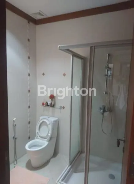 image RUMAH COCOK UNTUK KOS EXCLUSIVE DI KEMANG, BANGUNAN 2 LANTAI, LOKASI SANGAT STRATEGIS (2)