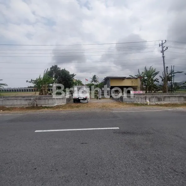 BANGUNAN HITUNG TANAH LUAS HANYA 10 MENIT DARI BANDARA NYIA