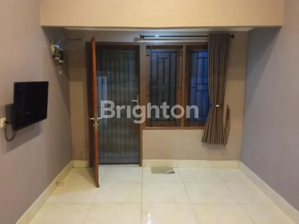 image RUMAH SEMI FURNISHED AMAN DAN NYAMAN DI TANGERANG (1)