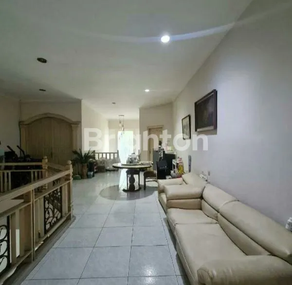 image RUMAH ASRI DI KAWASAN JAKARTA SELATAN (4)