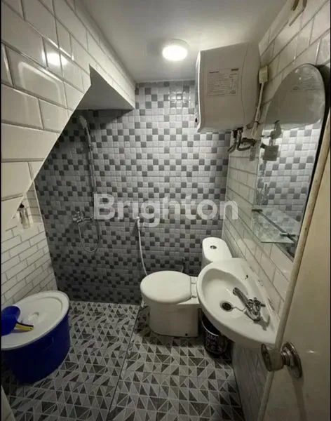 image DIJUAL CEPAT!! HUNIAN BAGUS DI PERUM WISATA SEMANGGI (8)