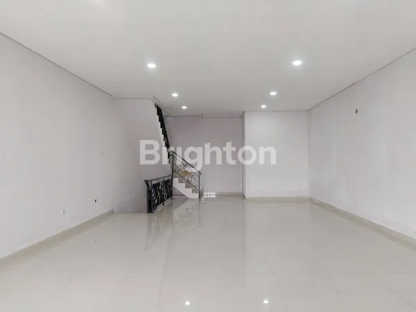 image RUKO BARU JALAN PANJANG, SUKABUMI SELATAN, 3½ LANTAI, PARKIR LUAS MUAT 6 MOBIL (3)