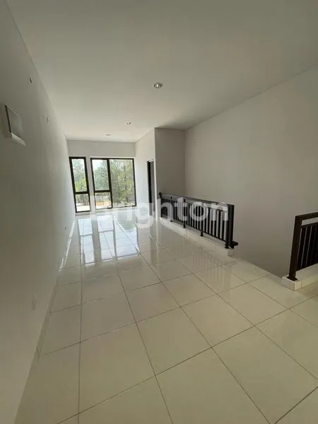 image RUKO VIRGINIA BSD TANGERANG (6)