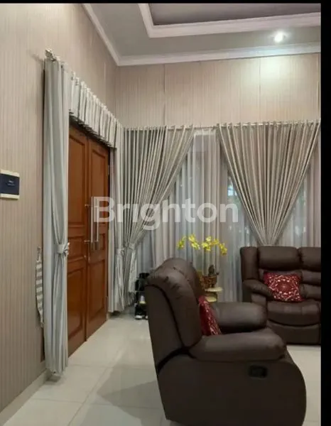 image RUMAH 2 LANTAI (4)