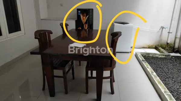 image RUMAH 2 LANTAI DEKAT FAJAR INDAH FURNISHED ONE GATE SISTEM DEKAT TOL DEKAT BANDARA DEKAT JIH SOLO (5)