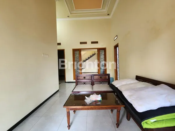 image RUMAH HOOK DEKAT GOR KEN AROK ARJOWINANGUN (2)