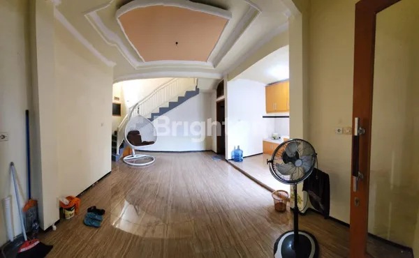 image RUMAH HOOK DEKAT GOR KEN AROK ARJOWINANGUN (3)