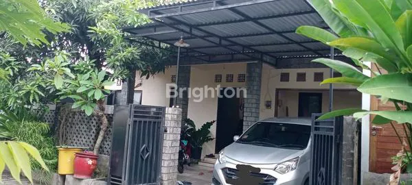 image RUMAH 2 LANTAI DIKAWASAN EXLUSIF YANG TENANG DI DENPASAR TIMUR (1)