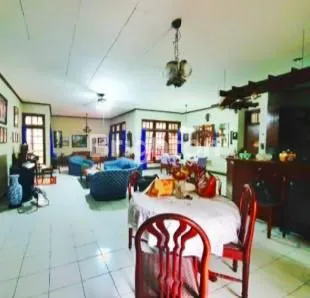 image RUMAH YANG STRATEGIS NYAMAN SIAP HUNI PANGKAL JATI JAKARTA SELATAN (4)