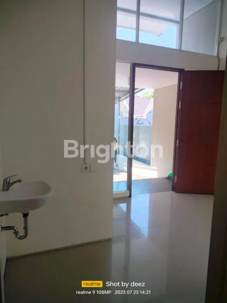 image RUMAH MINIMALIS NORTH WEST PARK SIAP HUNI CITRALAND UTARA SURABAYA BARAT (7)