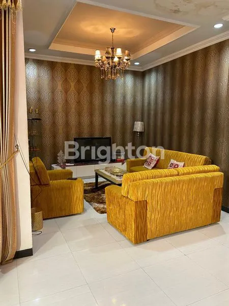image RUMAH SIAP HUNI DI ASEM ROWO FULL BANGUNAN TINGKAT FULL FURNISHING (7)