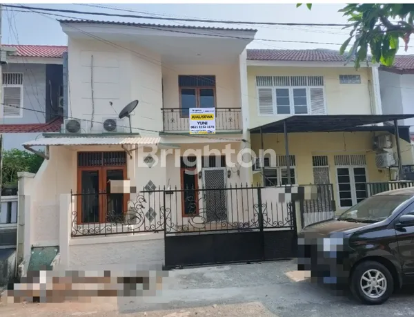 image RUMAH 2.5 LANTAI SIAP HUNI DI LINGKUNGAN ASRI DAN NYAMAN (1)