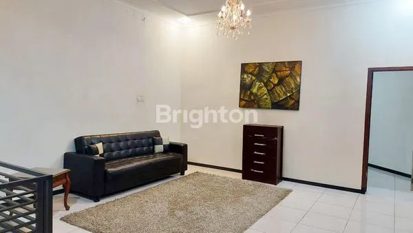 image RUMAH BAGUS MODERN 2 LT DI PUSAT KOTA MALANG (3)