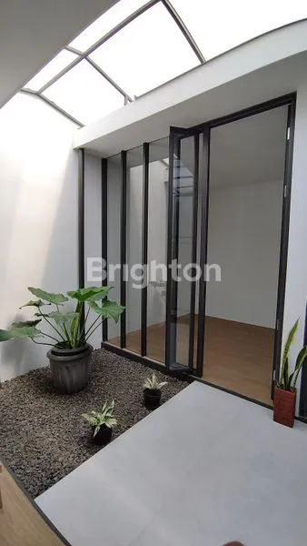 image RUMAH KONSEP OPEN SPACE SUPER LEGA DI PERUMAHAN ELIT  RANDUAGUNG SINGOSARI MALANG (3)