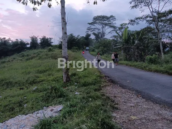 image TANAH DARAT LUAS DI CICURUG SUKABUMI JAWA BARAT (5)