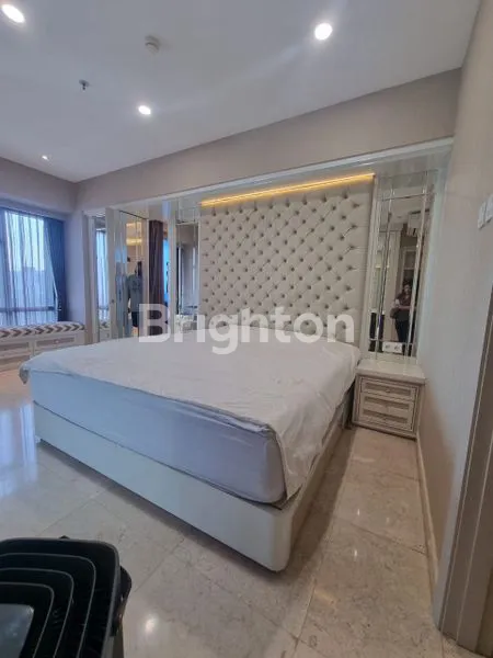 image DIJUAL APARTEMEN FURNISH MEWAH SURABAYA BARAT, LA RIZ ! (1)