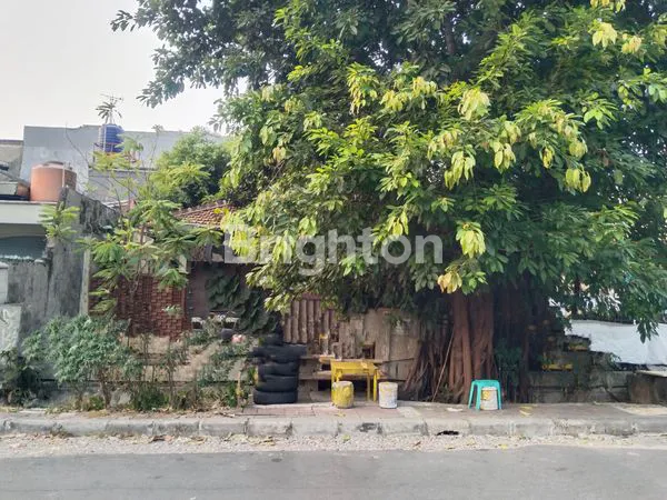 image RUMAH TANJUNG DUREN, HITUNG TANAH, HOEK, PINGGIR JALAN BESAR, LOKASI STRATEGIS  (1)