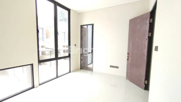 image RUMAH BARU SIAP HUNI MINIMALIS MODERN DI CLUSTER TULIP PONDOK HIJAU BANDUNG (2)