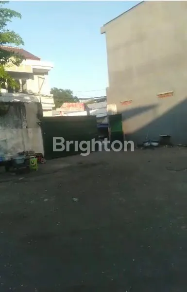 JUAL GARASI / GUDANG ( HITUNG TANAH )DI JALAN SUMBO ( DAERAH KERTOPATEN )