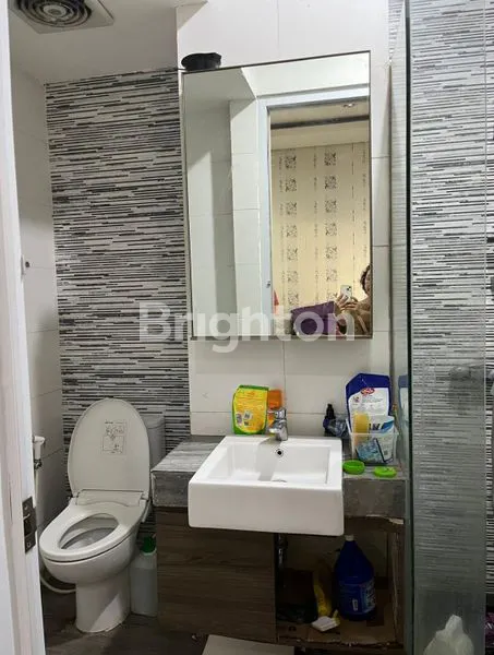 image RUMAH 3 LANTAI GADING INDAH UTARA, 4+1 KT/KM, HADAP TIMUR (3)