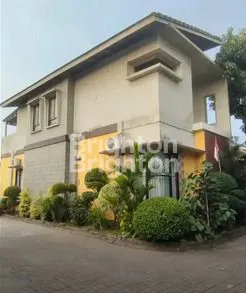 image RUMAH GOLDEN CITY 2 LANTAI, SIAP HUNI DI SEPATAN, TANGERANG (1)