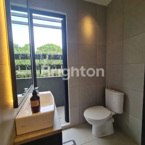 image RUMAH VIRAL TYPE Y PARK SERPONG (4)