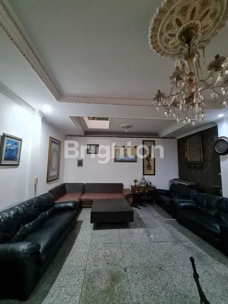 image RUMAH STRATEGIS 5 KT DI RAWAMANGUN, LT 363M² (5)