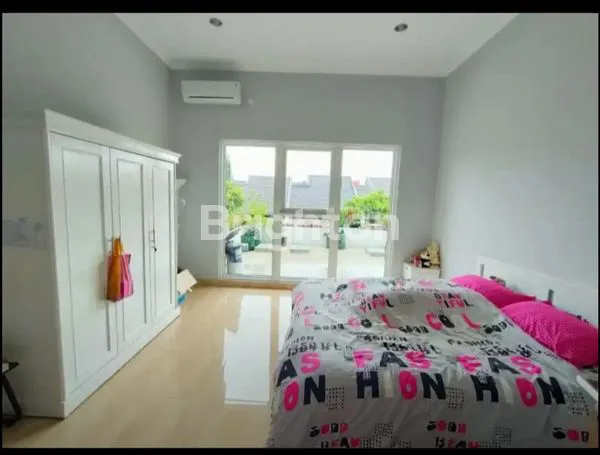 image RUMAH BARU 2,5 LANTAI SIAP HUNI DAN MINIM SEKAT DI BATUNUNGGAL BANDUNG (3)