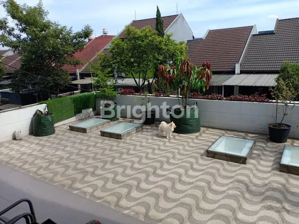 image RUMAH BARU 2,5 LANTAI SIAP HUNI DAN MINIM SEKAT DI BATUNUNGGAL BANDUNG (6)