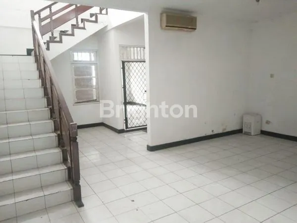 image RUKO BAGUS 2 LANTAI SIAP PAKAI DI METRO SOEKARNO HATTA BANDUNG (3)