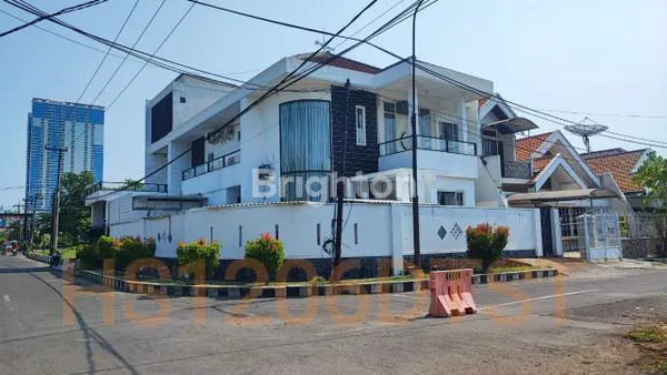 image RUMAH DHARMAHUSADA INDAH CANTIK MEWAH FULL FURNISHED (1)