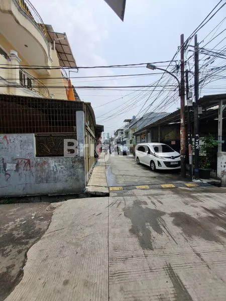 image RUMAH JELAMBAR UK 11 X 24.5 (1)