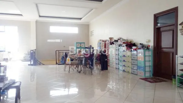 image MAJAPAHIT RUKO 3 LT + ROOFTOP SIAP PAKAI STRATEGIS PINGGIR JALAN RAYA PROVINSI SEMARANG TIMUR (8)