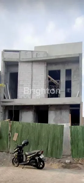 image DIAN ISTANA 2 LANTAI ROW 3MOBIL 3M.AN  (2)