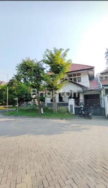 image RUMAH GRAHA FAMILI HOOK HITUNG TANAH LINGKUNGAN ELIT SURABAYA BARAT (1)