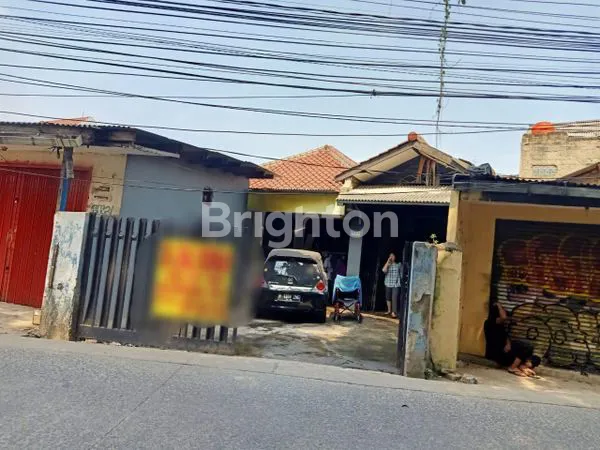 image HUNIAN LANTAI 1 DI TEPI JALAN BESAR DI TANAH BARU  (1)