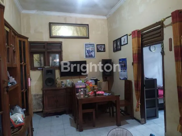 image RUMAH USAHA PINGGIR JALAN RAYA POLOWIJEN KOTA MALANG (3)