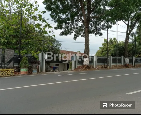 image TANAH DAN RUMAH STRATEGISVIEW CANTIK DI BATU - JAWA TIMUR (1)