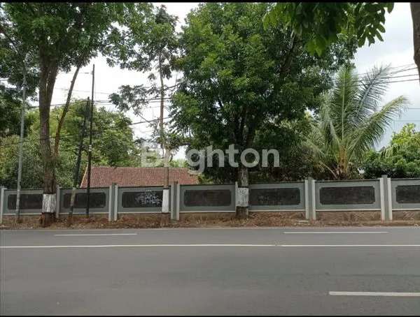 image TANAH DAN RUMAH STRATEGISVIEW CANTIK DI BATU - JAWA TIMUR (2)