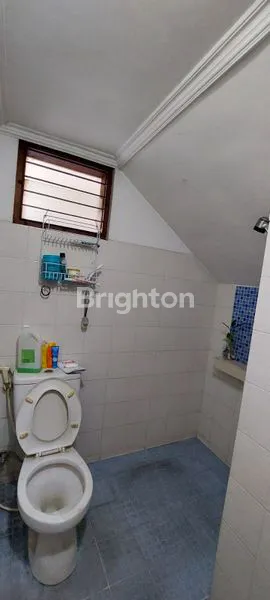 image RUMAH ASRI HOOK 2 LANTAI DI INKOPOL, JAKA SAMPURNA - BEKASI BARAT (8)