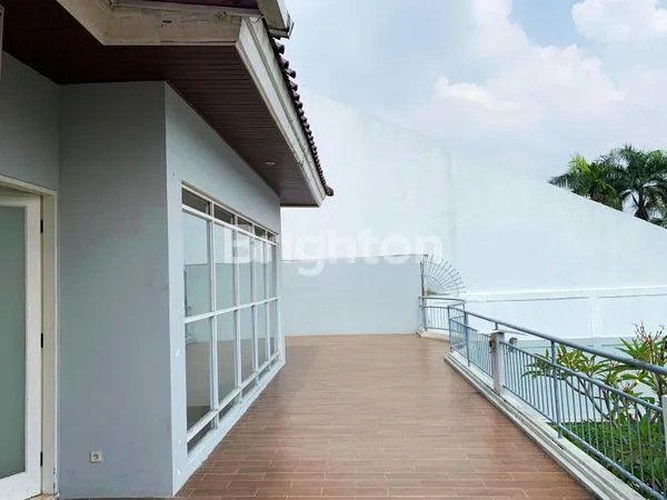image RUMAH LUXURY DEKAT LRT HARJAMUKTI CIBUBUR LOKASI EMAS STRATEGIS BEBAS BANJIR (5)