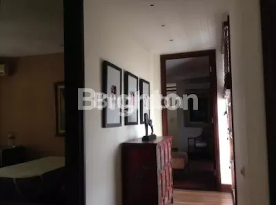 image RUMAH MEWAH INTERNATIONAL LIVING (5)