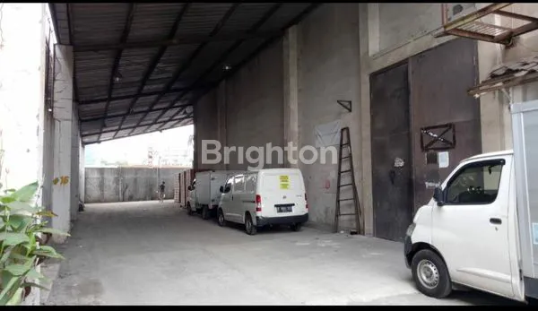 image GUDANG KANTOR DI KELAPA GADING (1)